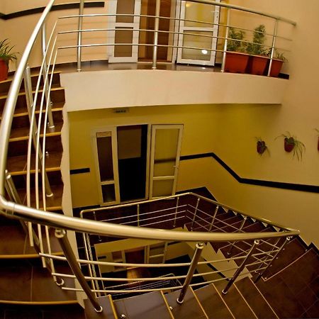 Viva Hotel Charkov Buitenkant foto